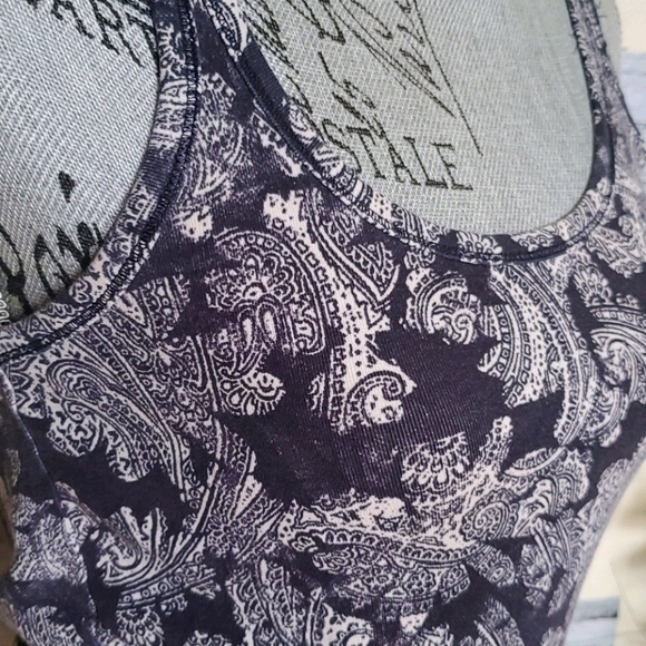 Banana Republic Tank Top - Picture 2 of 4